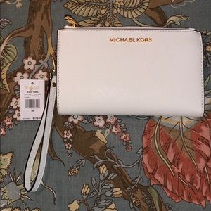 NWT Micheal Kors Jet Set Double Zip Wristlet